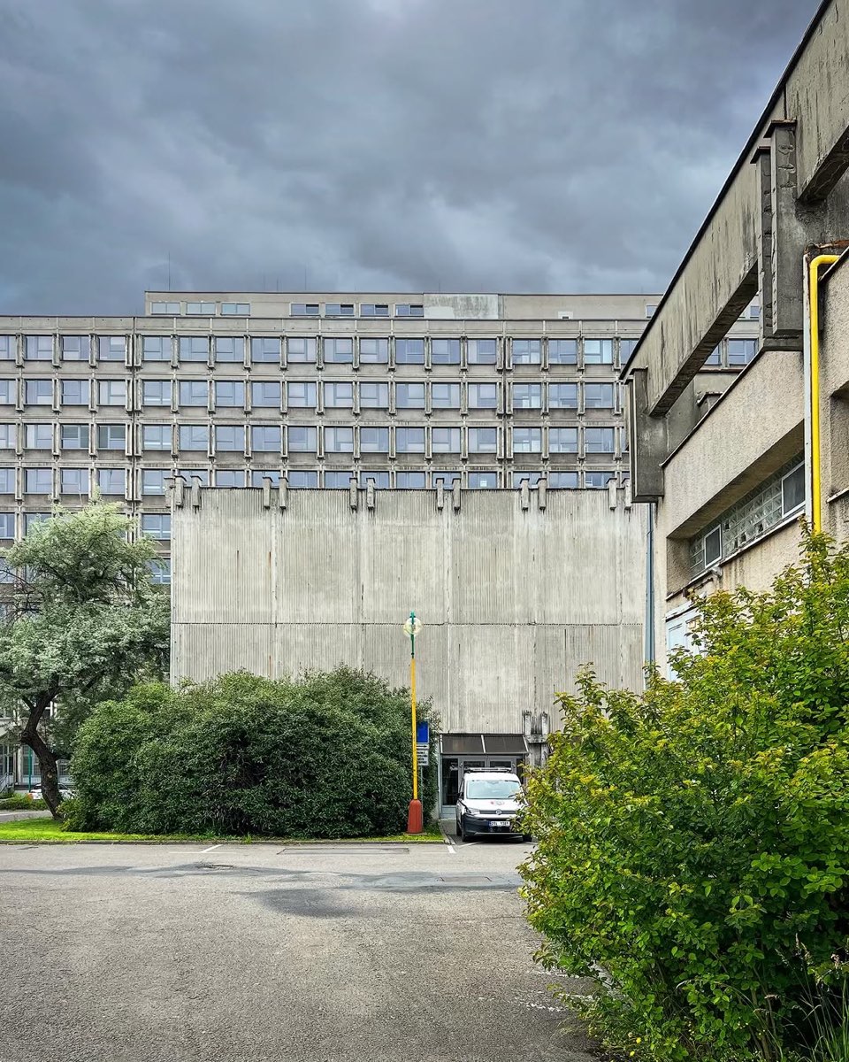 Radnice z druhé strany + industriální část Kopřivnice – foto 2